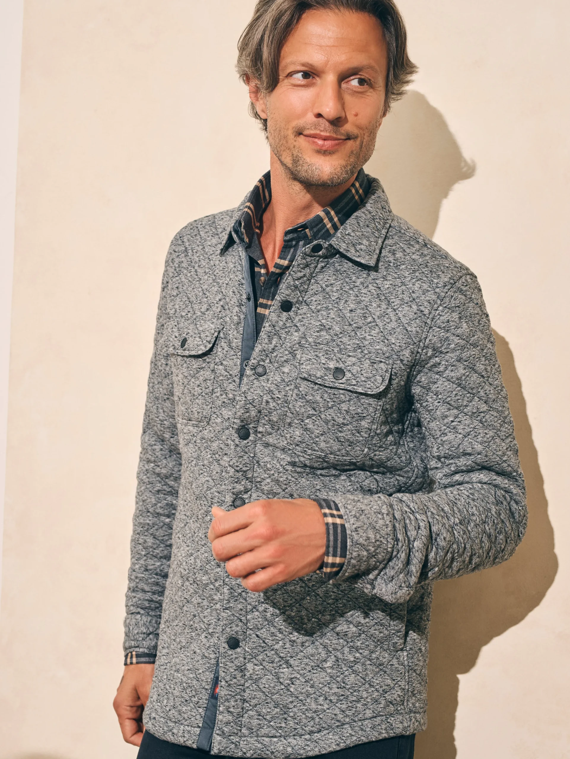 Jackets & Vests^Faherty Brand Epic Quilted Fleece CPO (Tall) - Carbon Melange