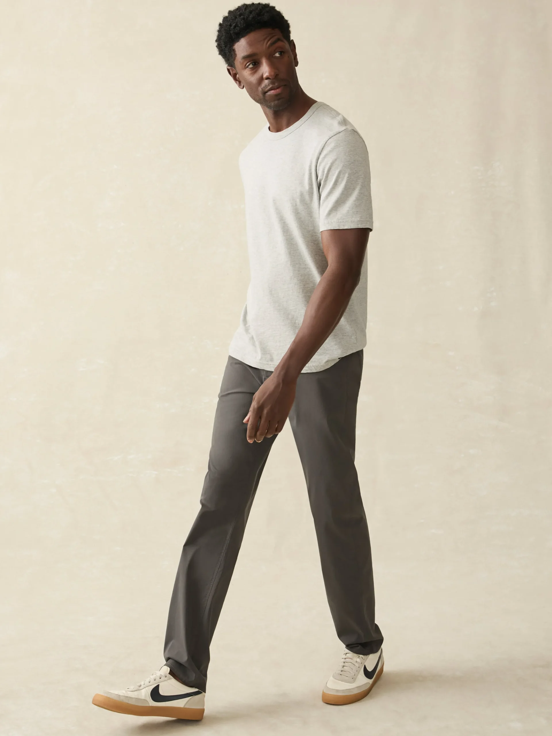 Pants^Faherty Brand Movement™ 5-Pocket Pant - Graphite