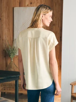 Shirts & Tops^Faherty Brand Sandwashed Silk Desmond Top - Pearled Ivory