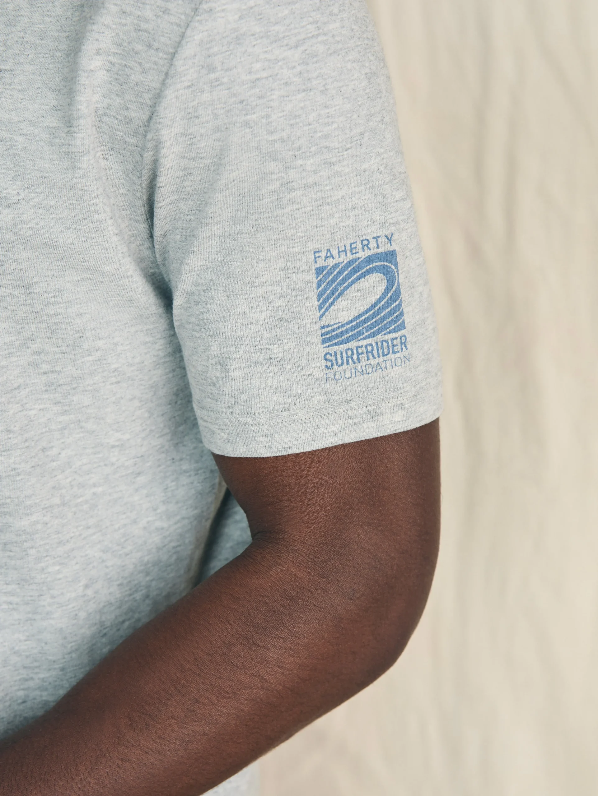 T-Shirts & Henleys^Faherty Brand Short-Sleeve Surfrider Sunwashed Tee - Heather Grey