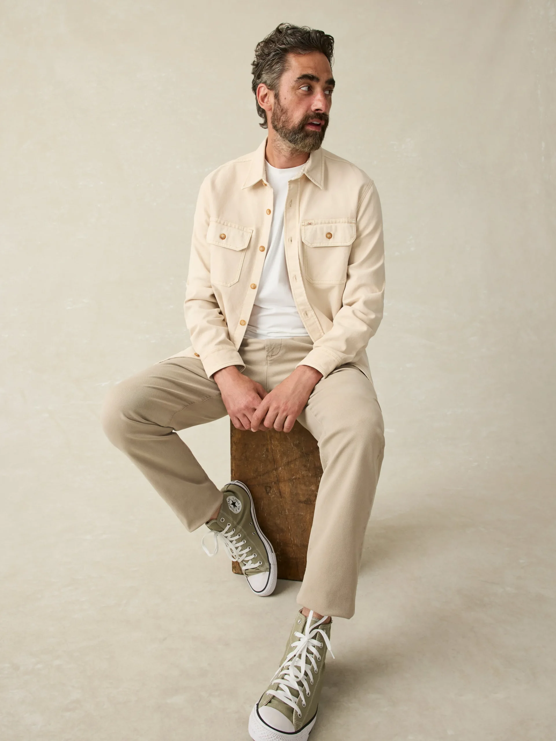 Jackets & Vests^Faherty Brand Sunwashed CPO - Sea Salt