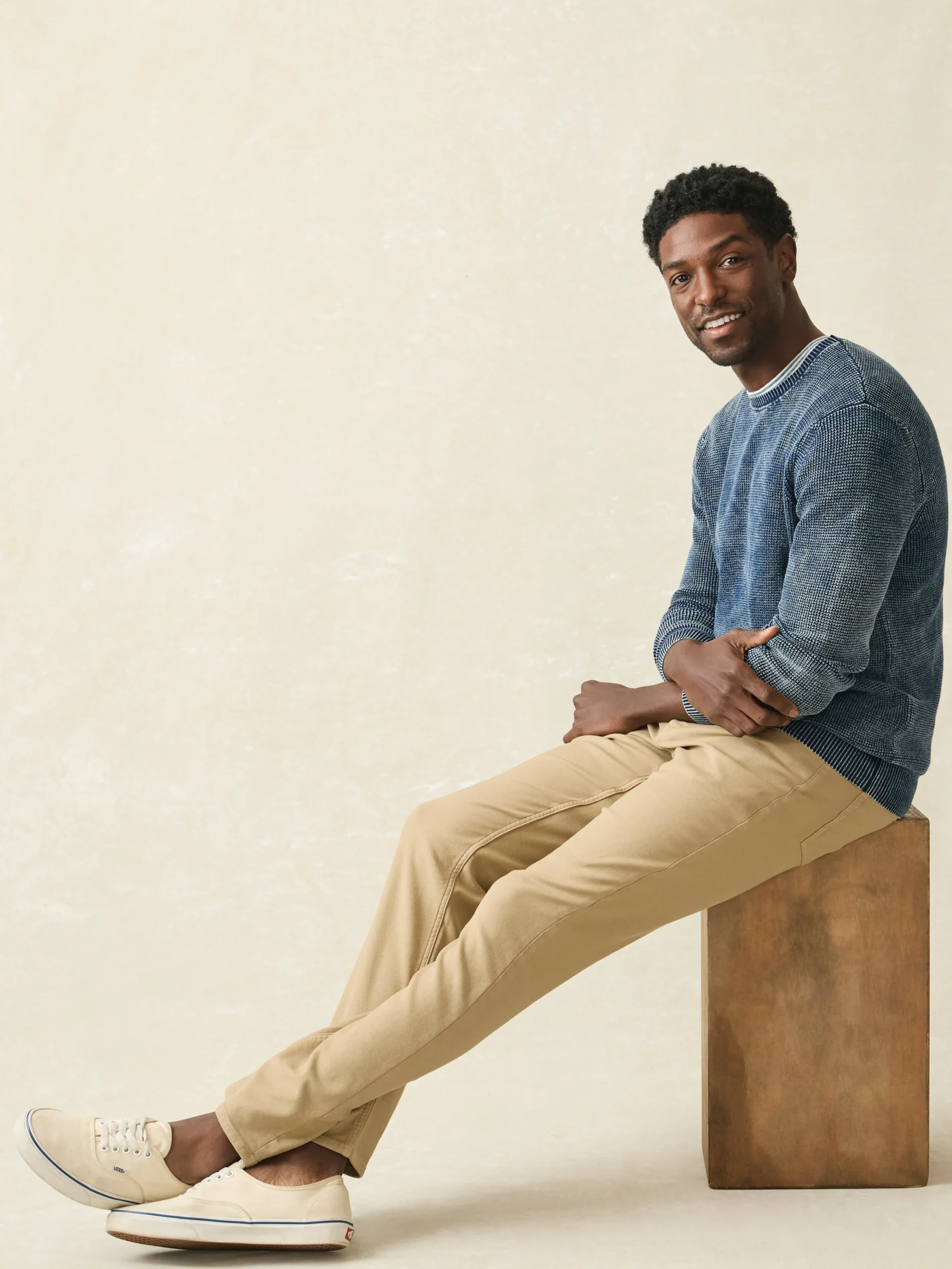 Sweaters^Faherty Brand Sunwashed Crewneck Sweater - Indigo Storm Wash