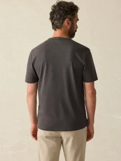 T-Shirts & Henleys^Faherty Brand Sunwashed Pocket Tee - Washed Black