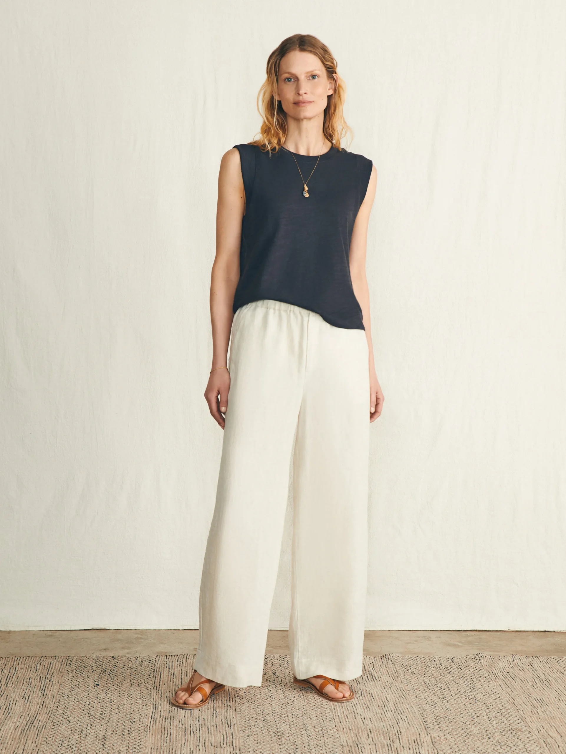 T-Shirts^Faherty Brand Sunwashed Slub Muscle Tank - Washed Black