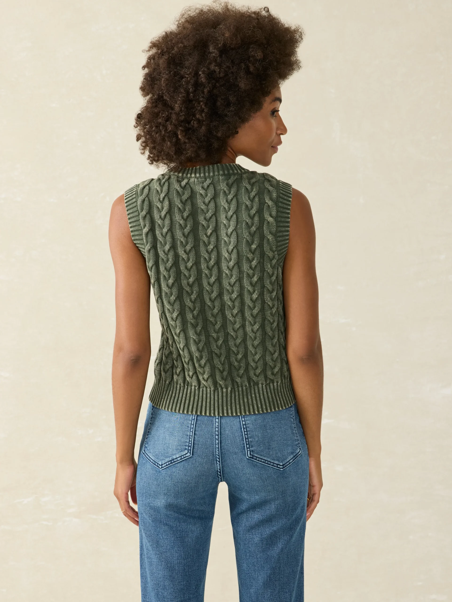 Sweaters^Faherty Brand Sunwashed Sweater Vest - Beetle