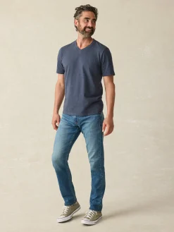 T-Shirts & Henleys^Faherty Brand Sunwashed V-Neck Tee - Dune Navy