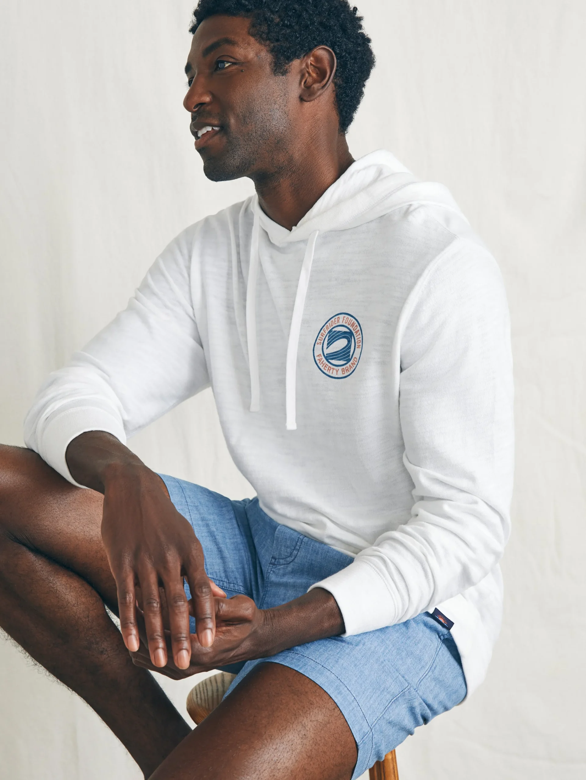 Hoodies & Sweatshirts^Faherty Brand Surfrider Sunwashed Slub Hoodie - White